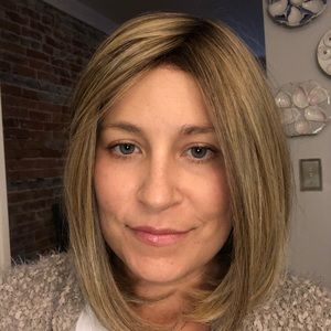 Meet your Posher, Clarissa